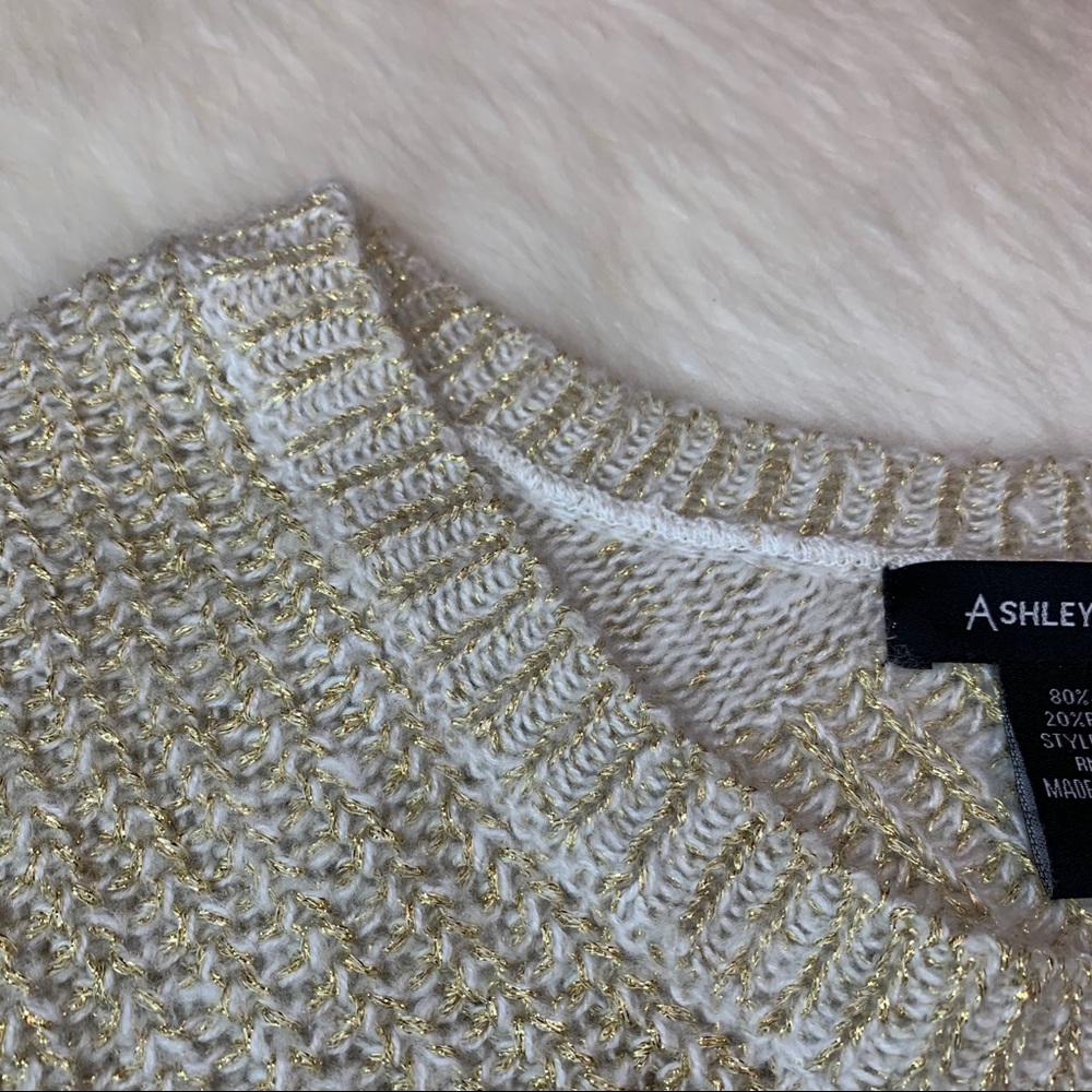 Ashley Stewart Sweater with Crew Neck - Picture 13 of 16